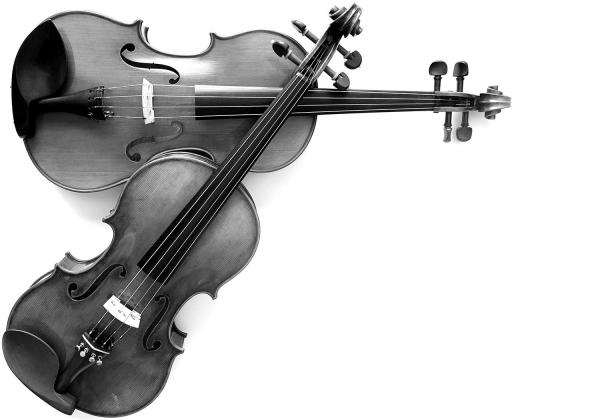 B&W image of two violins/violas crossing over each other