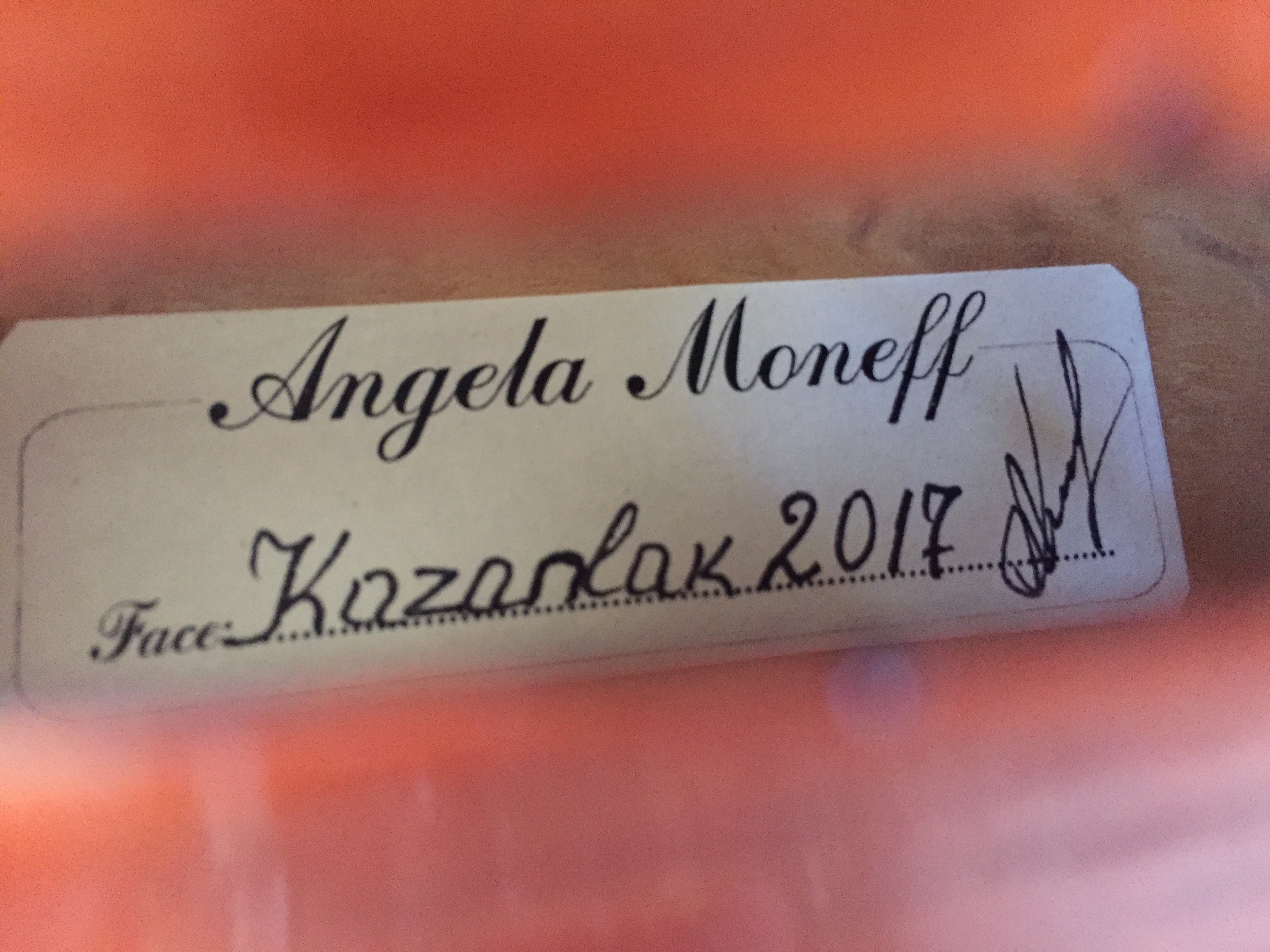 Angela Moneff violins label
